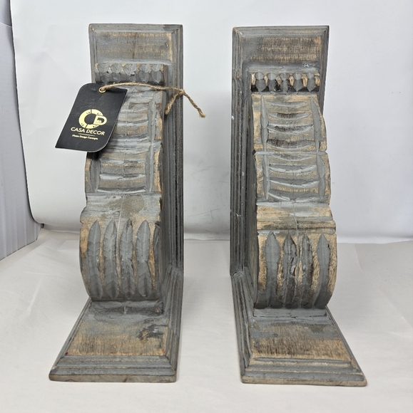 Casa Decor Corbel Large Book End Handcarved Distressed to Look Vintage Gray Wash - Picture 2 of 8
